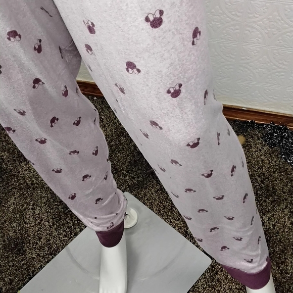 Disney -Womans Mini mouse 2 pc Pajamas set - Picture 8 of 10